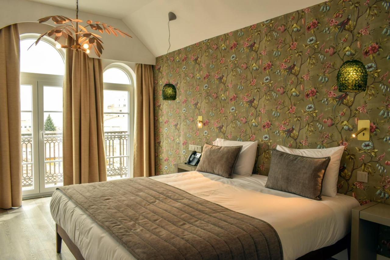 Arte Nova Guesthouse โกวิลา ภายนอก รูปภาพ